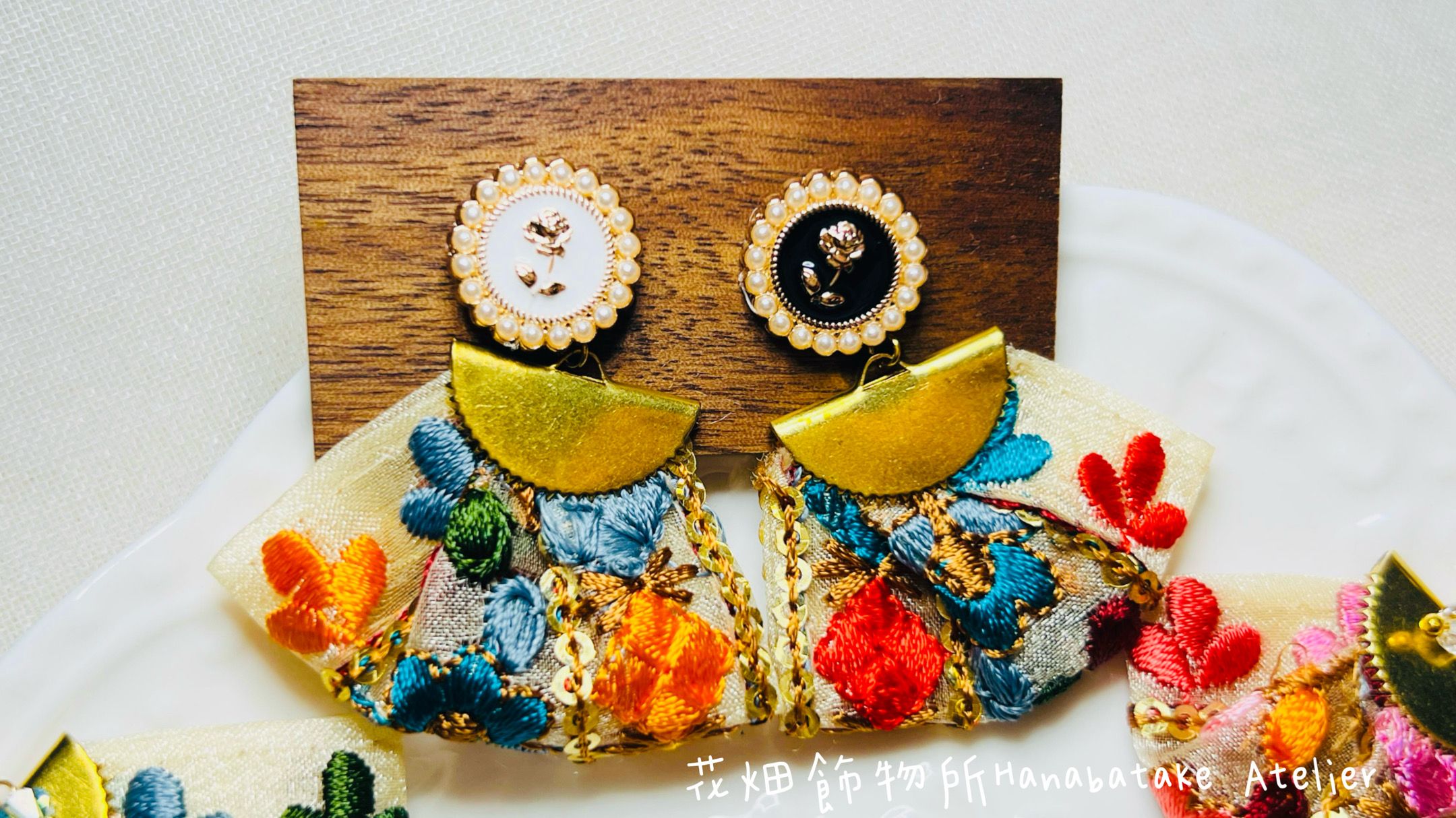 花畑飾物所Hanabatake Atelier ｜日系風耳飾｜刺繡緞帶3WAY耳環｜花紋之調 花紋の調べ