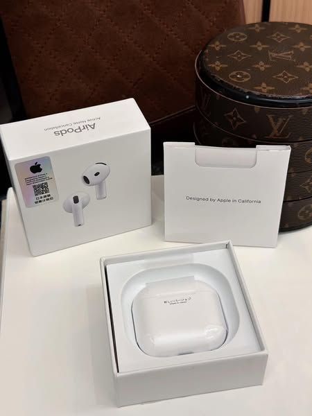 🛒最新款日本款air pods 4