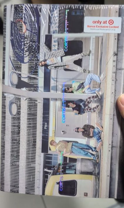 Cortis Color Outside The Lines （Target Exclusive CD）