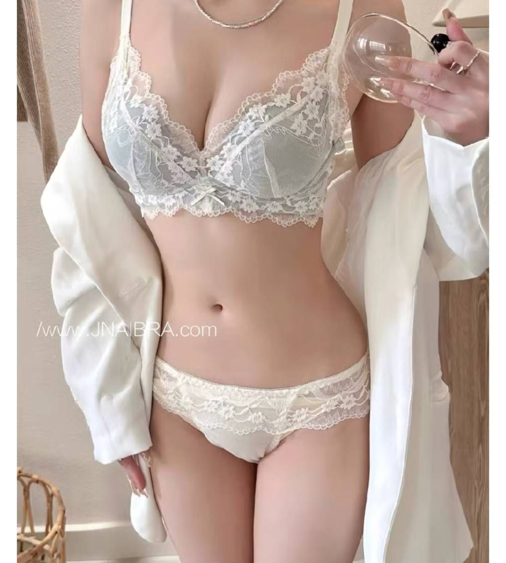 法式蕾絲無鋼圈內衣