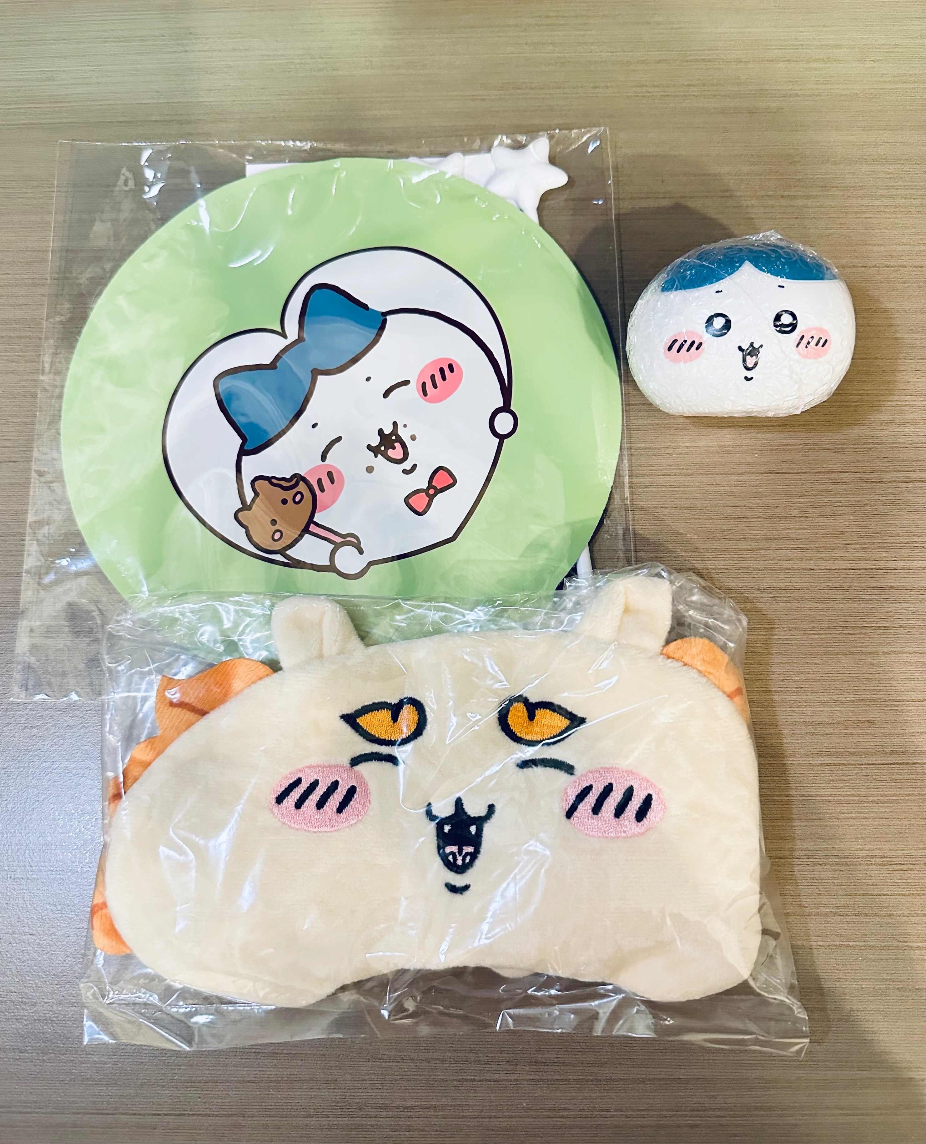 ちいかわ/吉伊卡哇