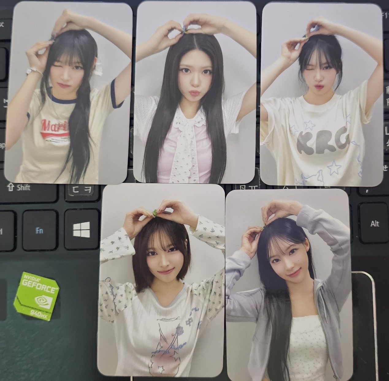 2025/09/07線下合影特典卡Ribbon + 電子專現貨