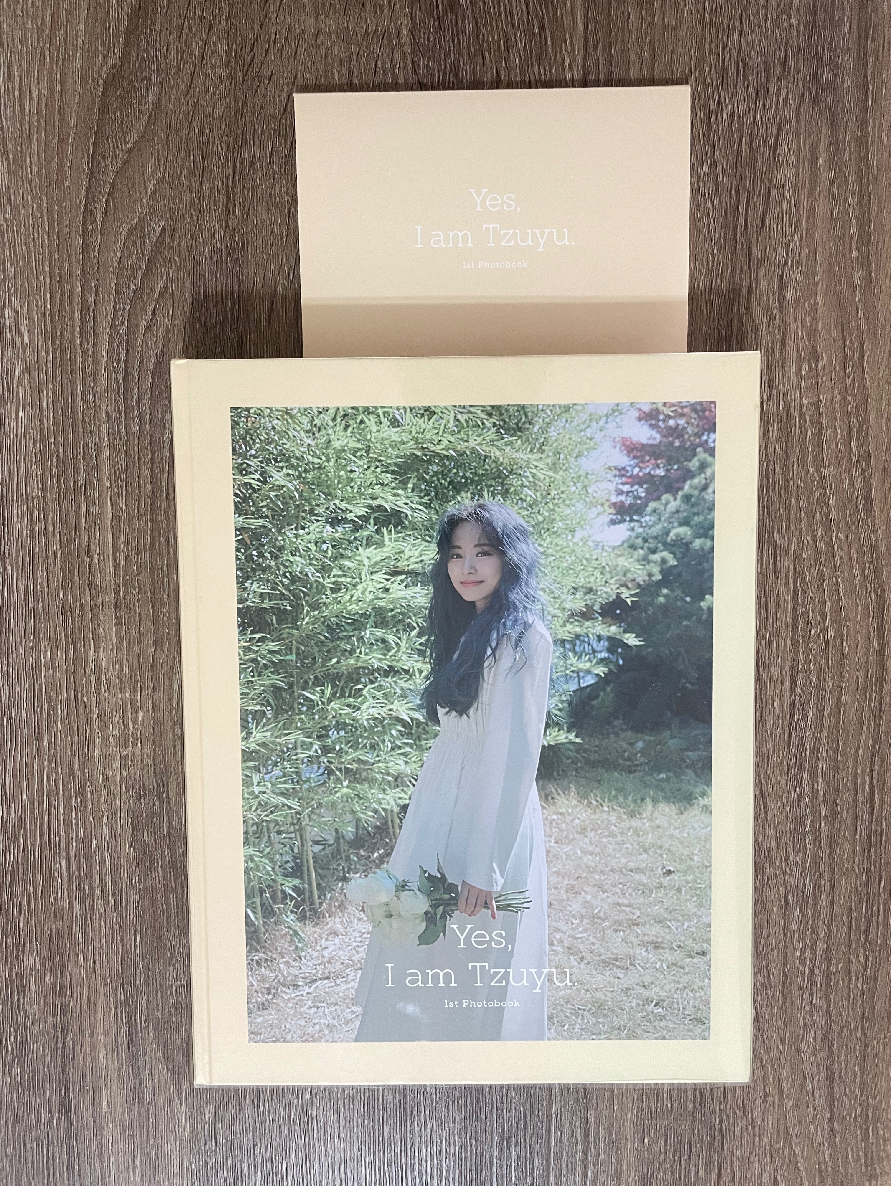 Twice周子瑜 Yes， I am Tzuyu Photobook 子瑜寫真書