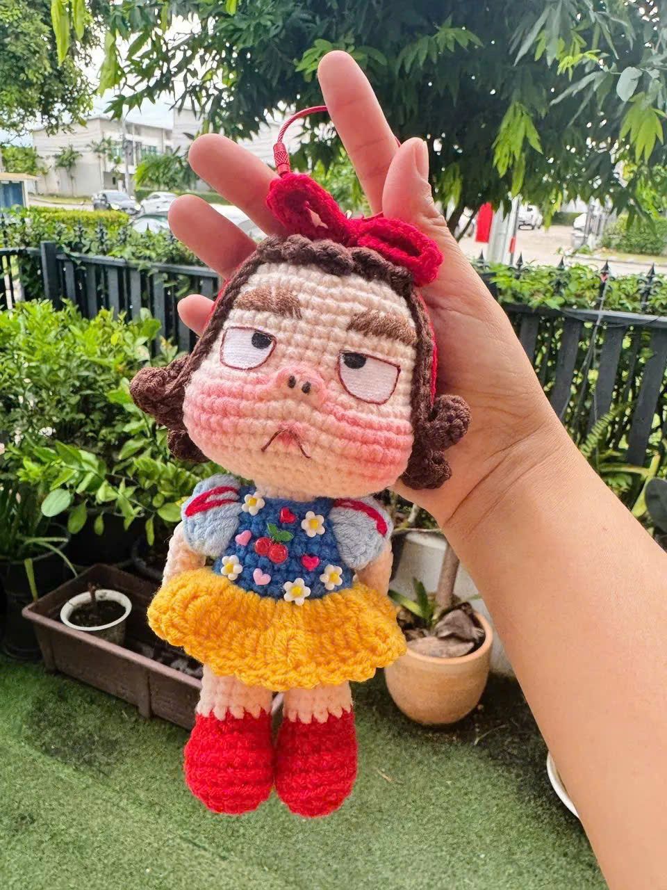 泰國醜娃毛線人偶 moody girl