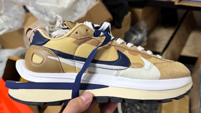 Sacai 3.0 卡其配色