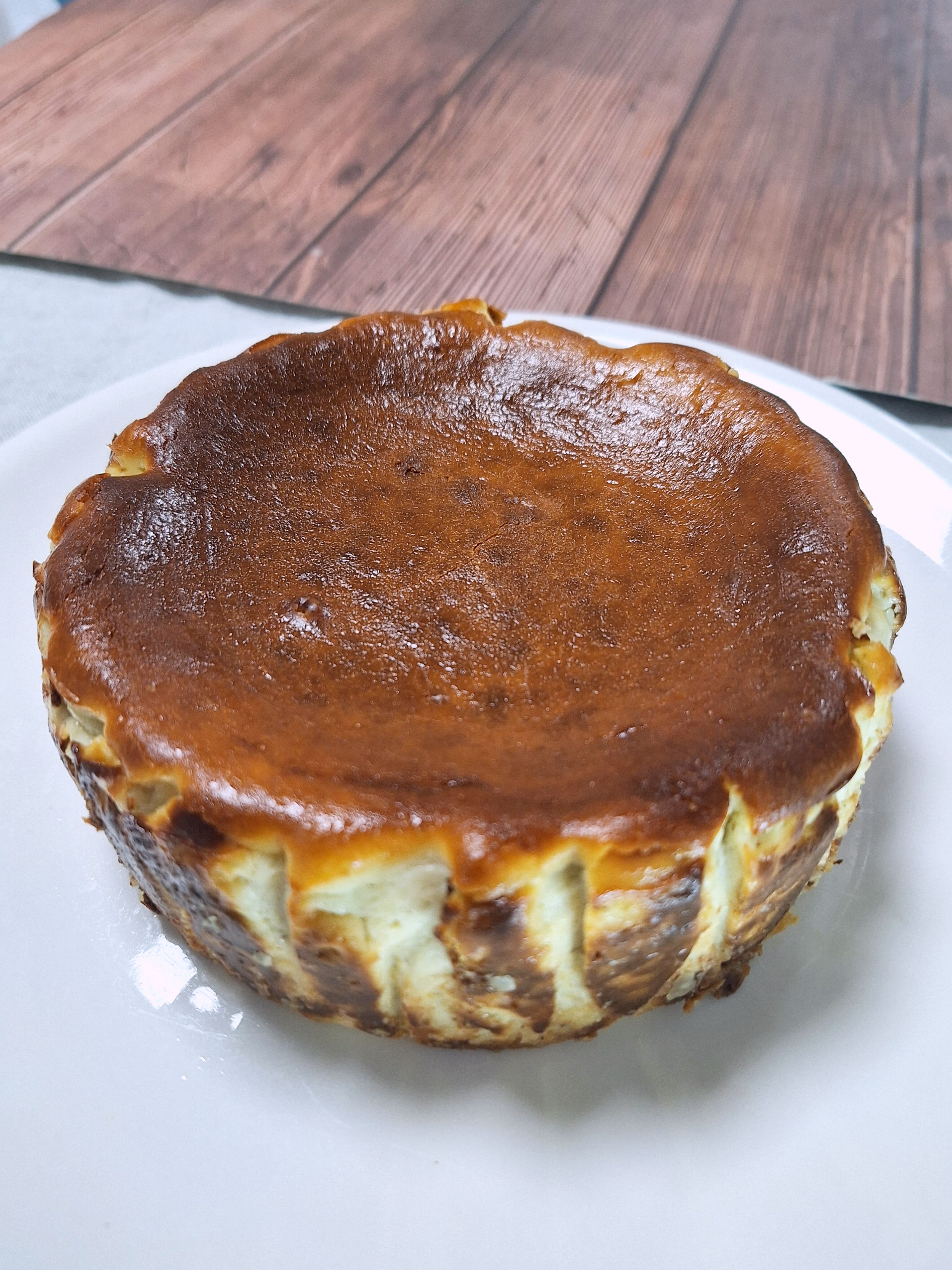 巴斯克乳酪蛋糕