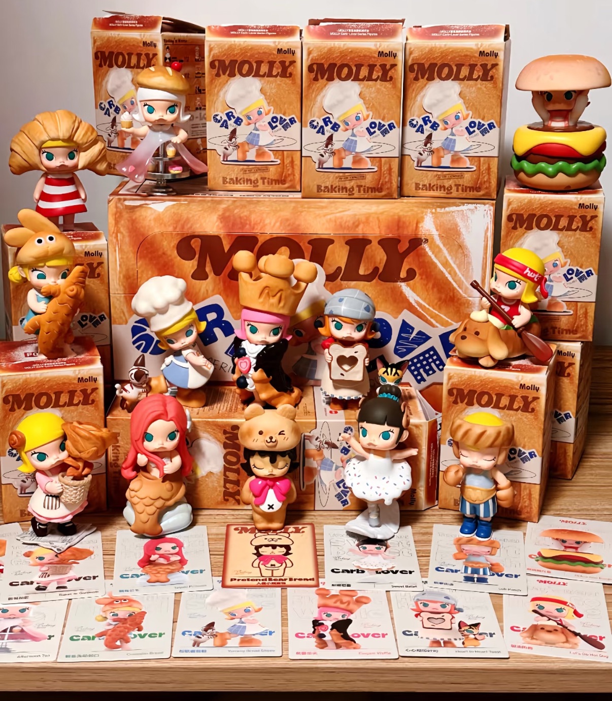 泡泡瑪特molly麵包腦袋盲盒