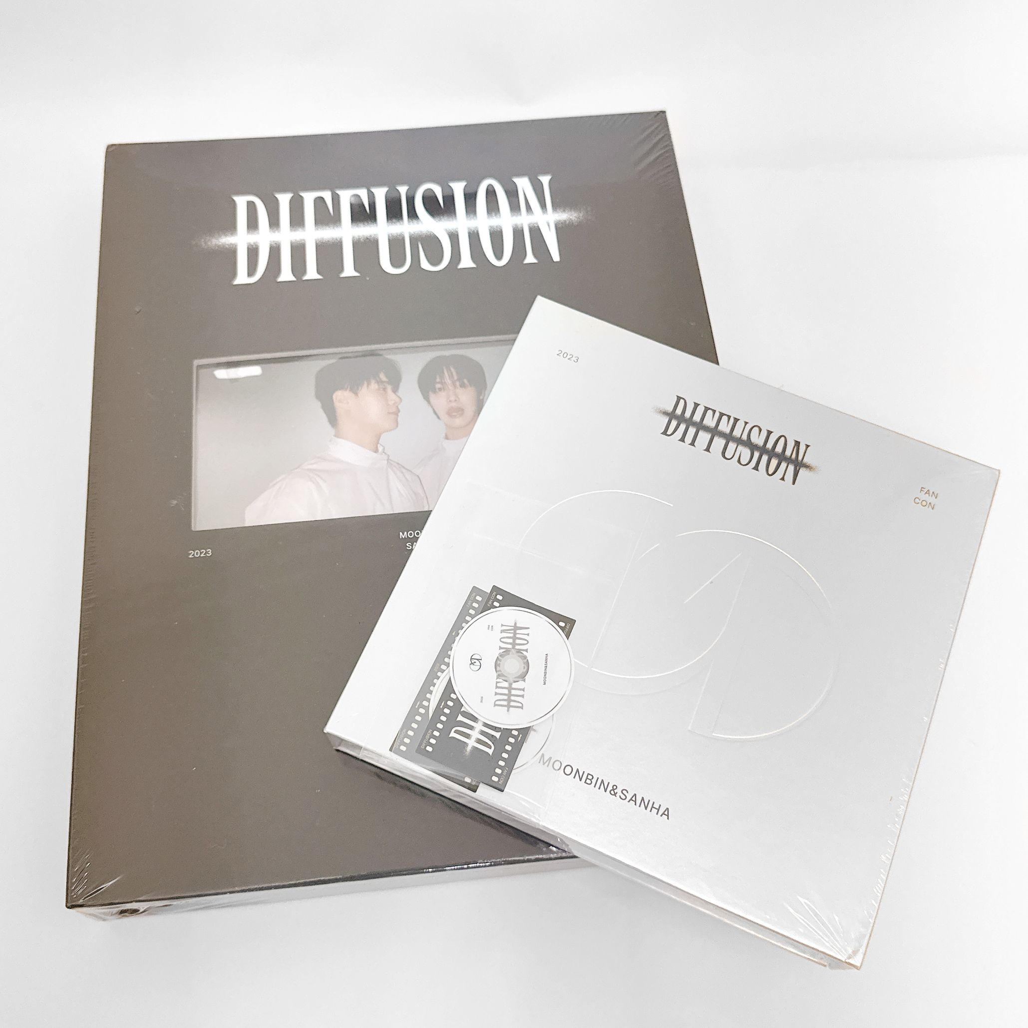 全新未拆｜diffusion DVD+USB盤｜附兩組特典貼紙｜4000