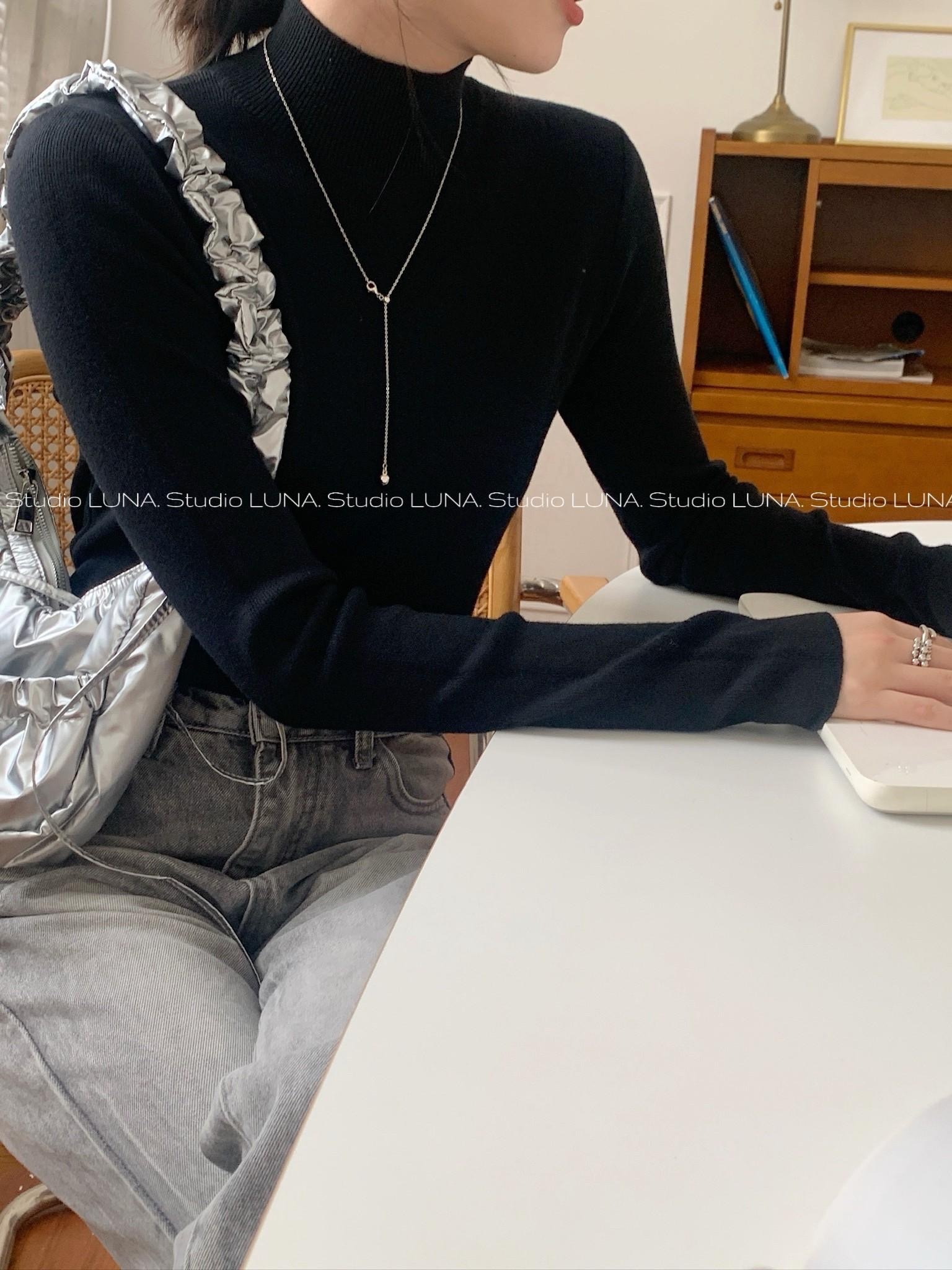 預購✨ 細針織高領打底上衣