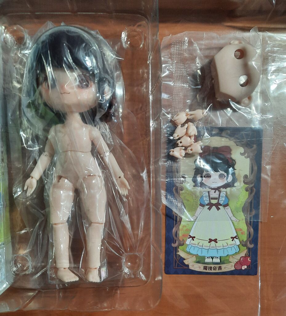 盒損 童話小屋 魔鏡奇遇 裸娃 （沒有衣服、鞋子、頭飾、蘋果、空白眼）