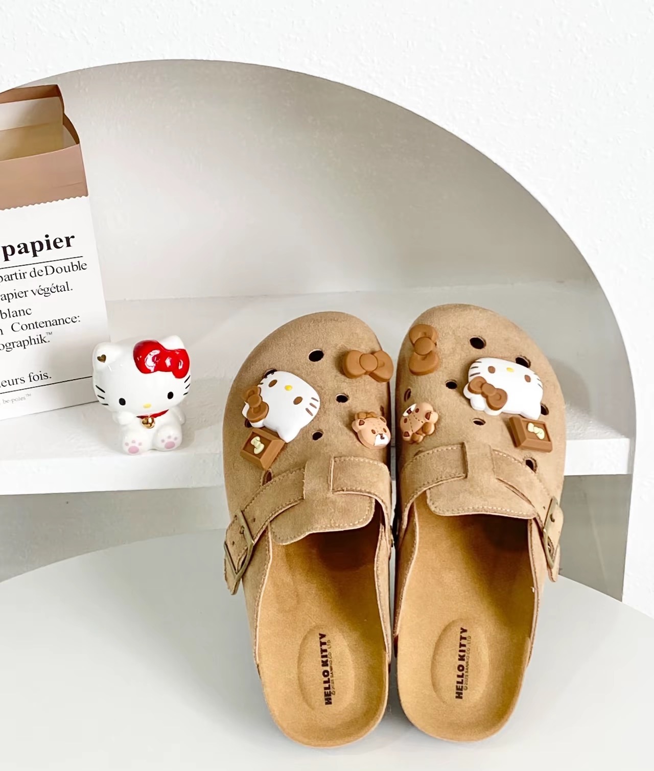 SANRIO x HELLO KITTY 聯名款正版授權 勃肯鞋