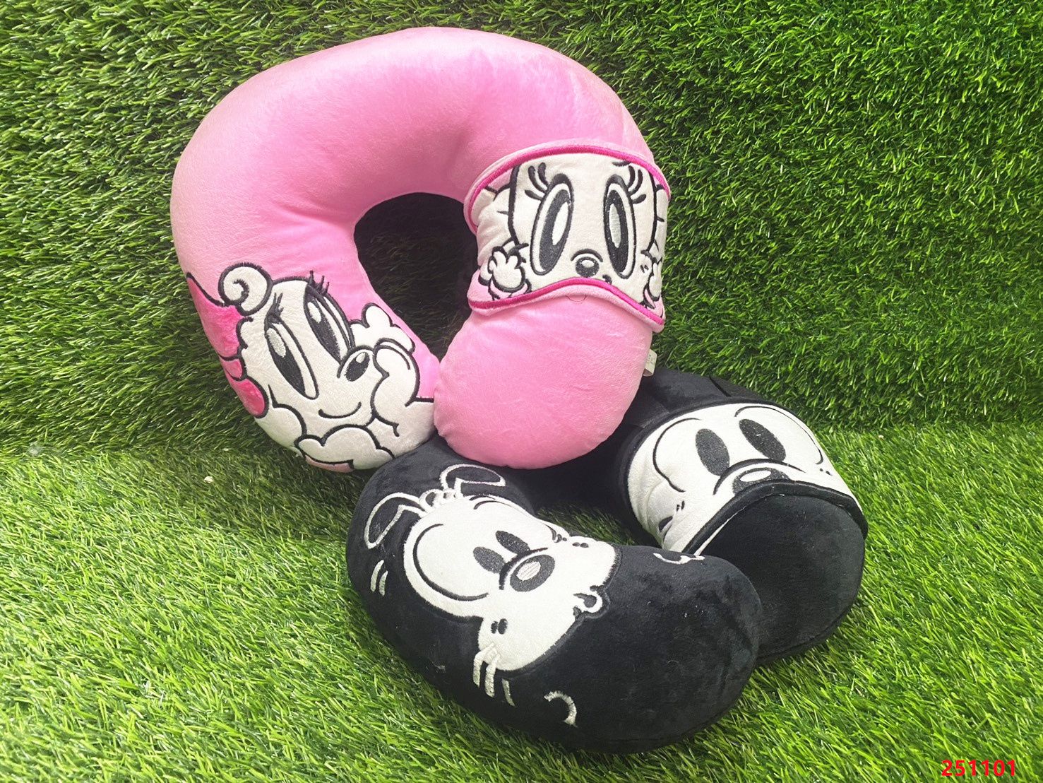 巴布豆 頸枕 BOBDOG 車用枕 U型枕 U枕 午安枕 巴比豆 眼罩