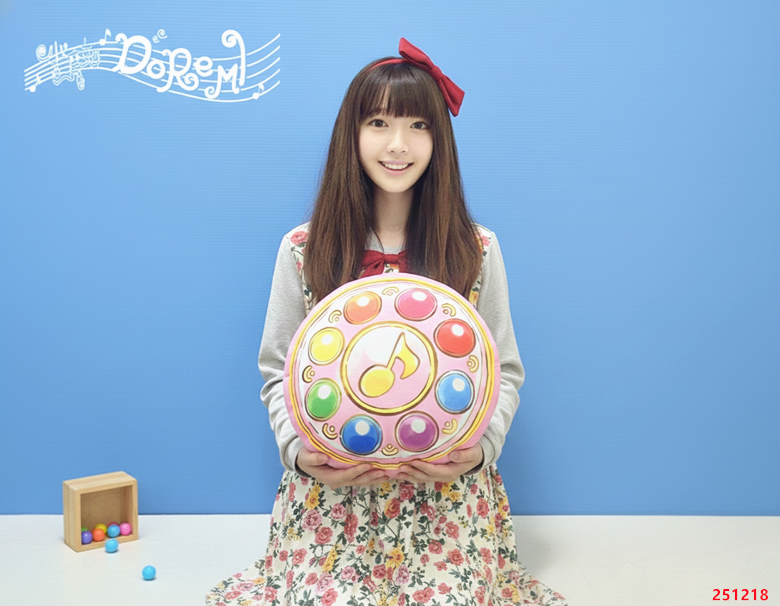 小魔女系列 變身器抱枕 變身器 圓型抱枕 抱枕 靠枕 小魔女DoReMi 小魔女抱枕 小魔女 DoReMi