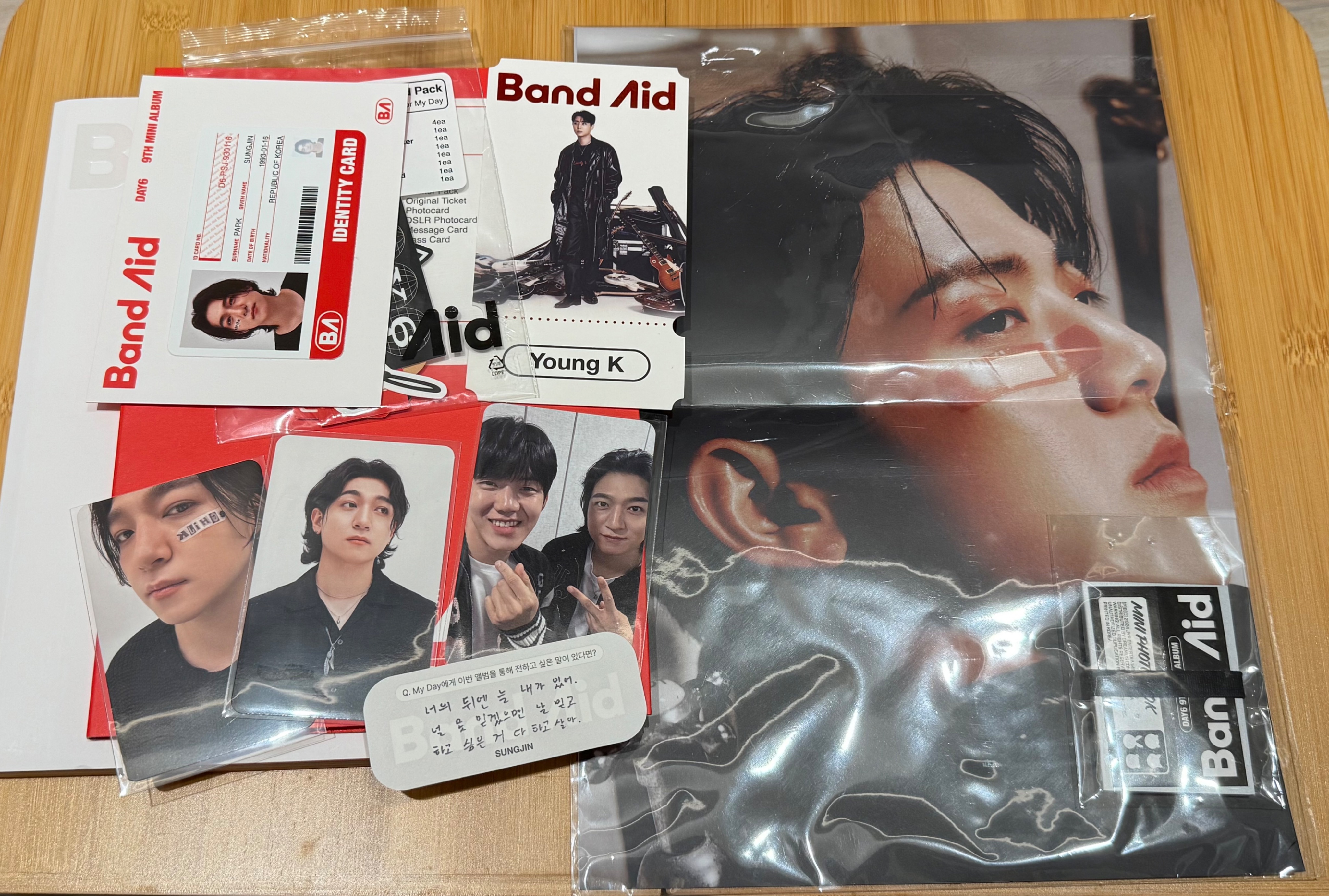 Band aid 全專 含雙人卡+預購禮海報+預購禮小書