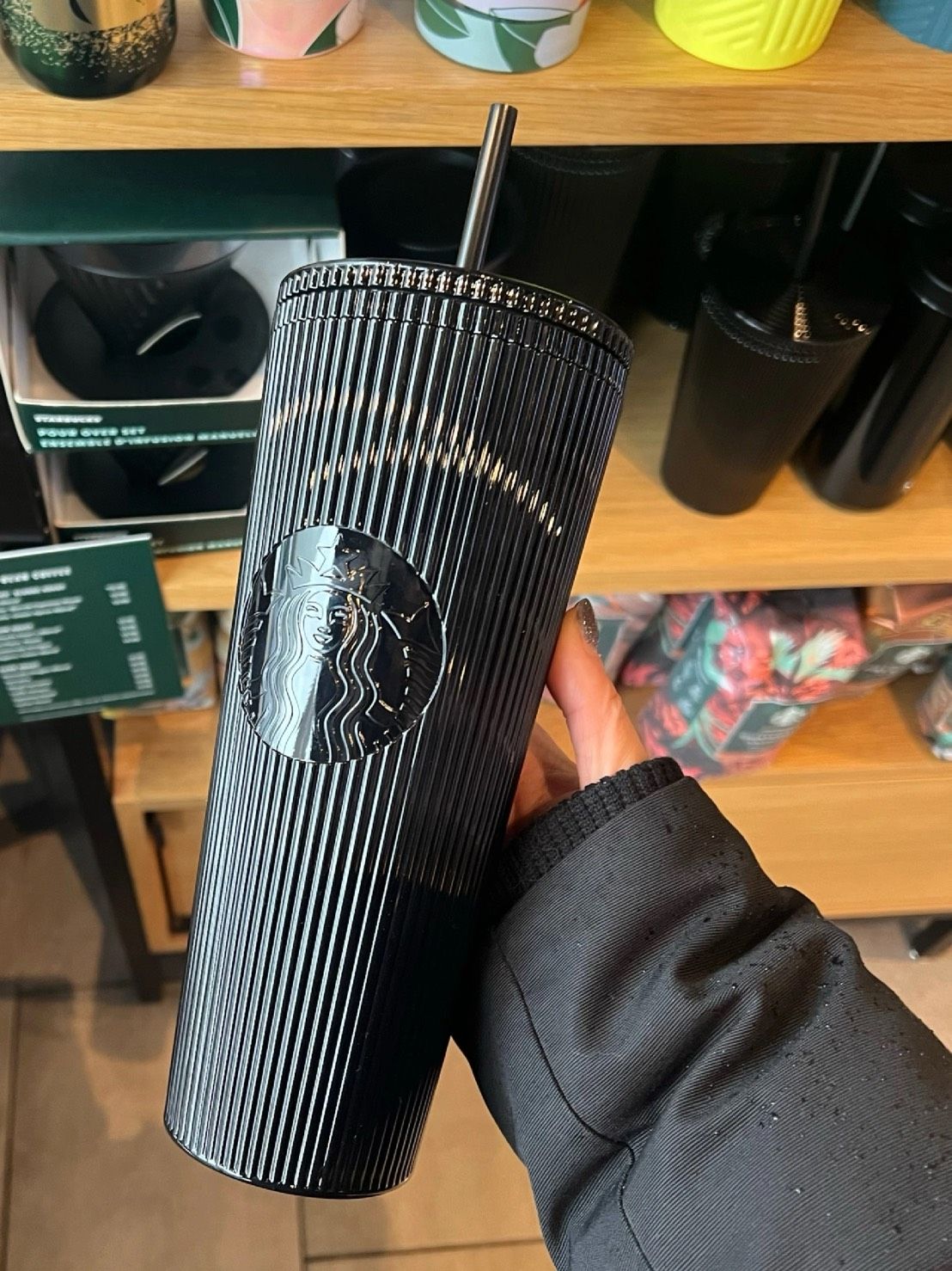 ＜預購＞星巴克黑武士隨身杯 710ml 塑膠杯 11155194