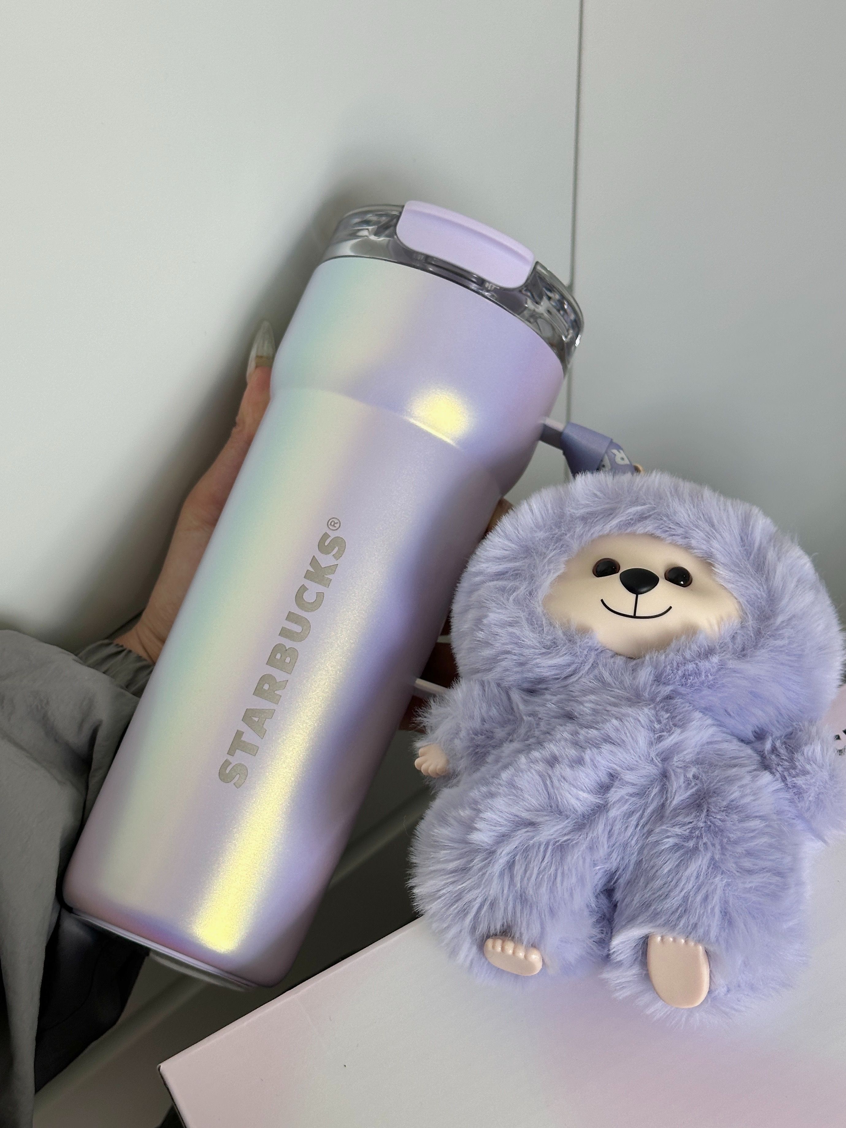 ＜預購＞星巴克漸變炫彩紫  雙飲口杯 690ml