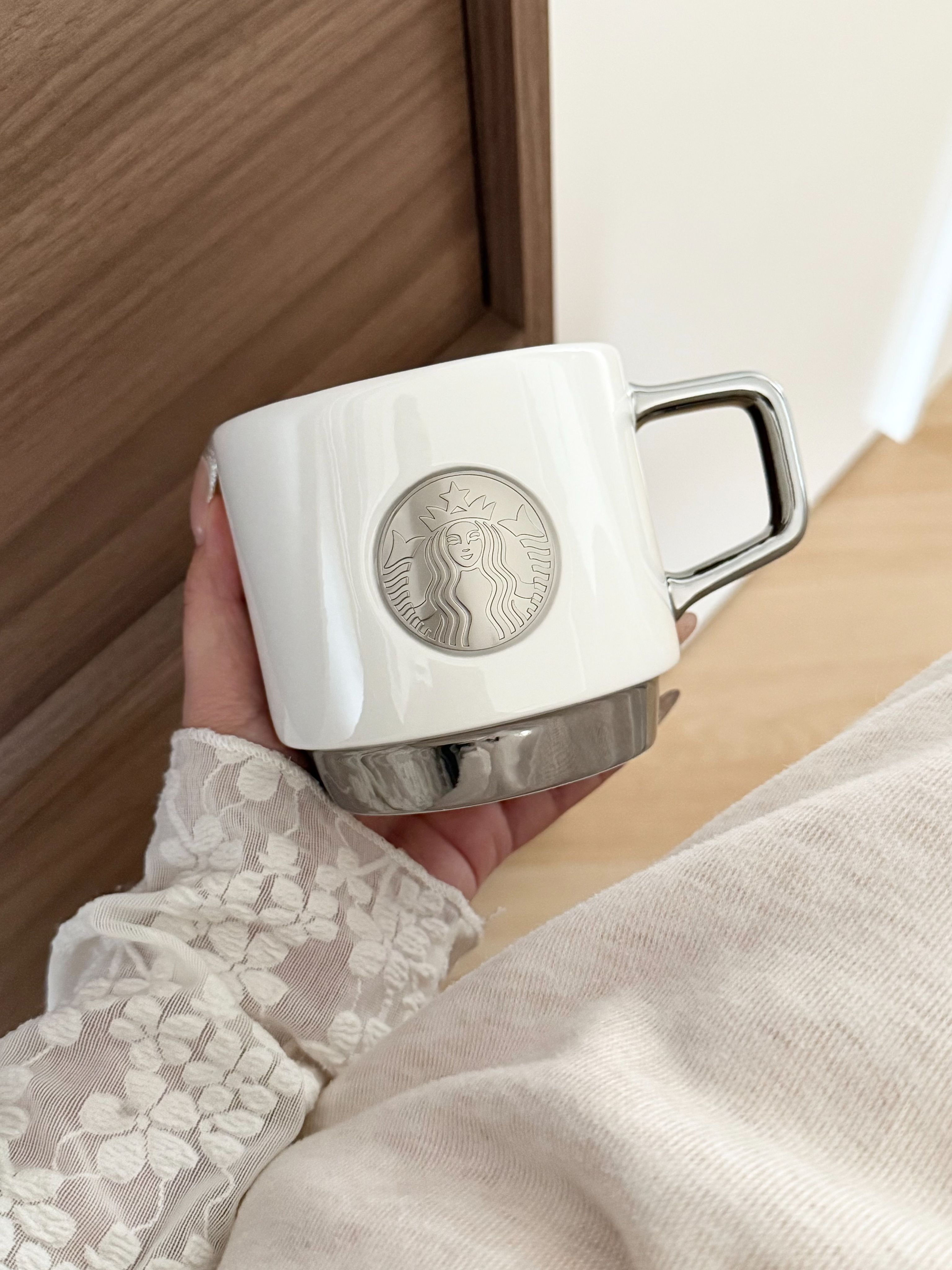 ＜預購＞星巴克 雪耀奇境 馬克杯 銀白 11185734