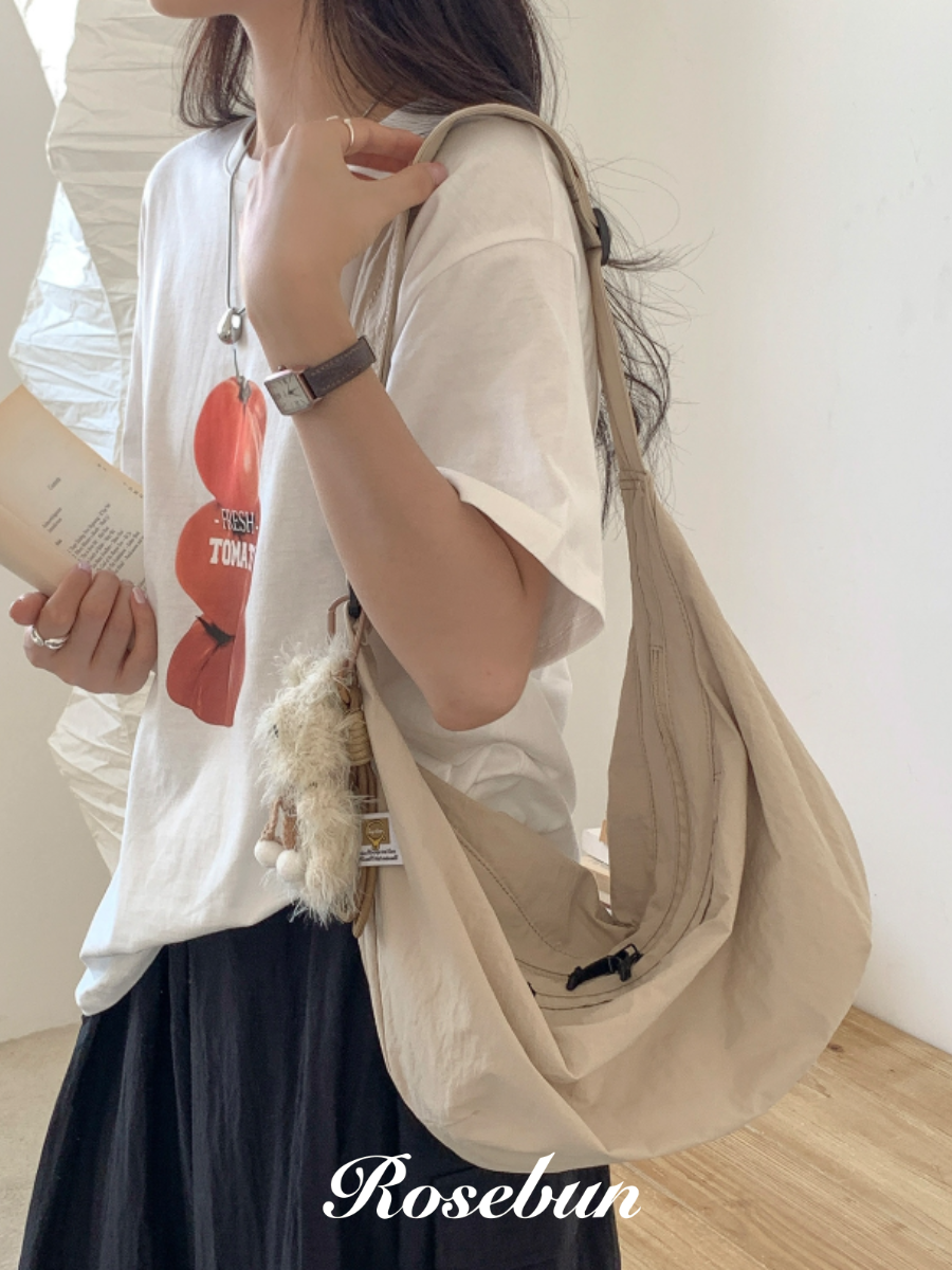 𝑹𝒐𝒔𝒆𝒃𝒖𝒏. 日系輕量尼龍雙拉鍊斜背包 男生也能背! 輕薄包 工裝風包包 肩背包 托特包 日系