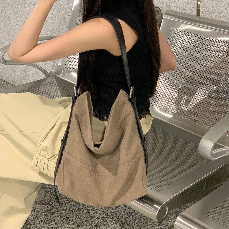 𝐆𝐫𝐨𝐯𝐞牛皮帆布托特包