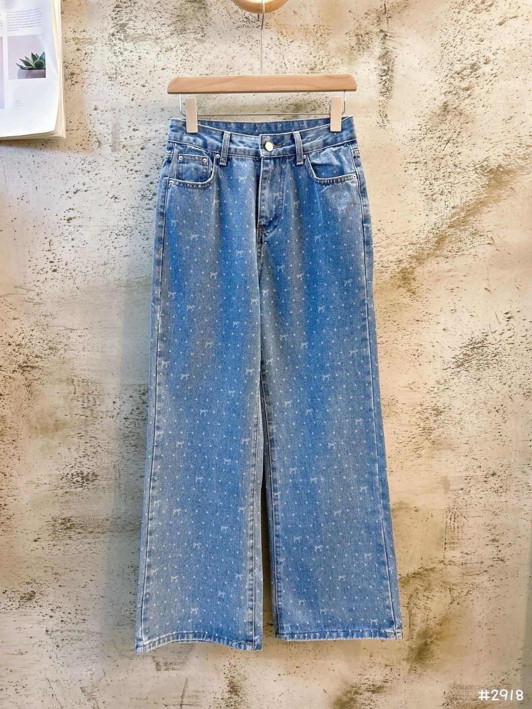 網紅滿版小蝴蝶結🎀圓點直筒牛仔褲👖