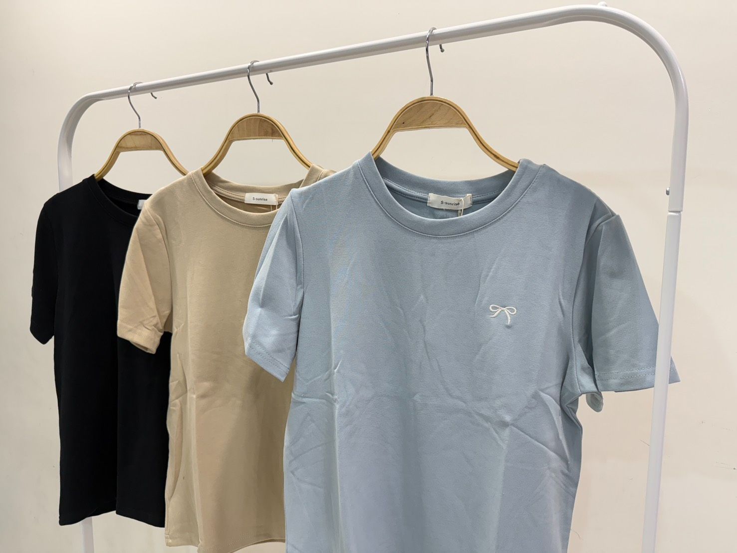 高質感愛心刺繡棉T