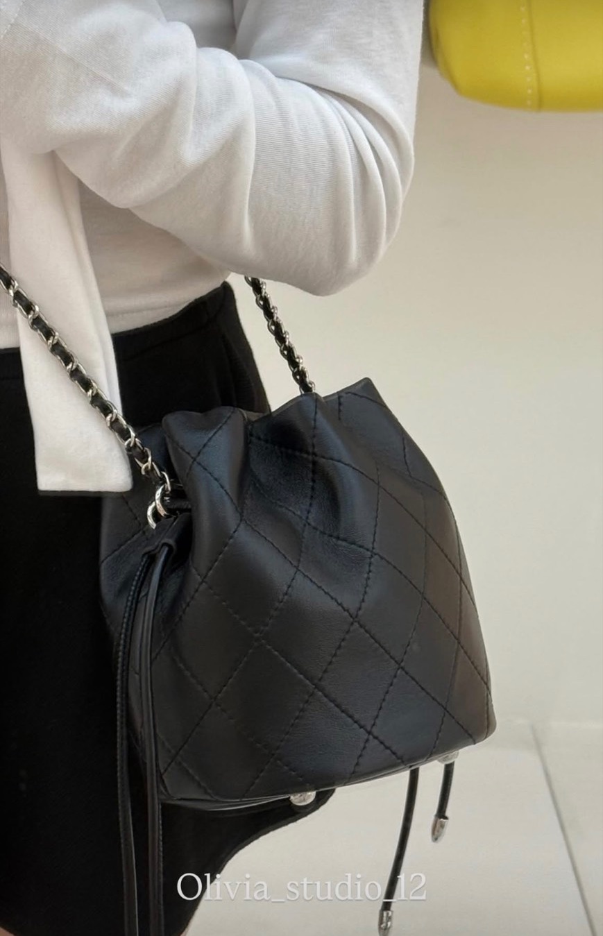 𝓞𝓵𝓲𝓿𝓲𝓪_羊皮小香風女包