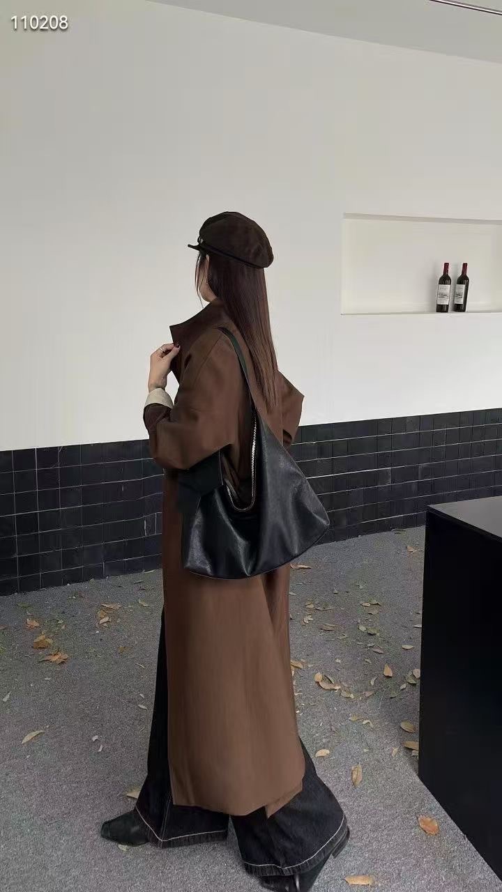 𝓞𝓵𝓲𝓿𝓲𝓪_ 牛皮超大容量大包（可斜背）