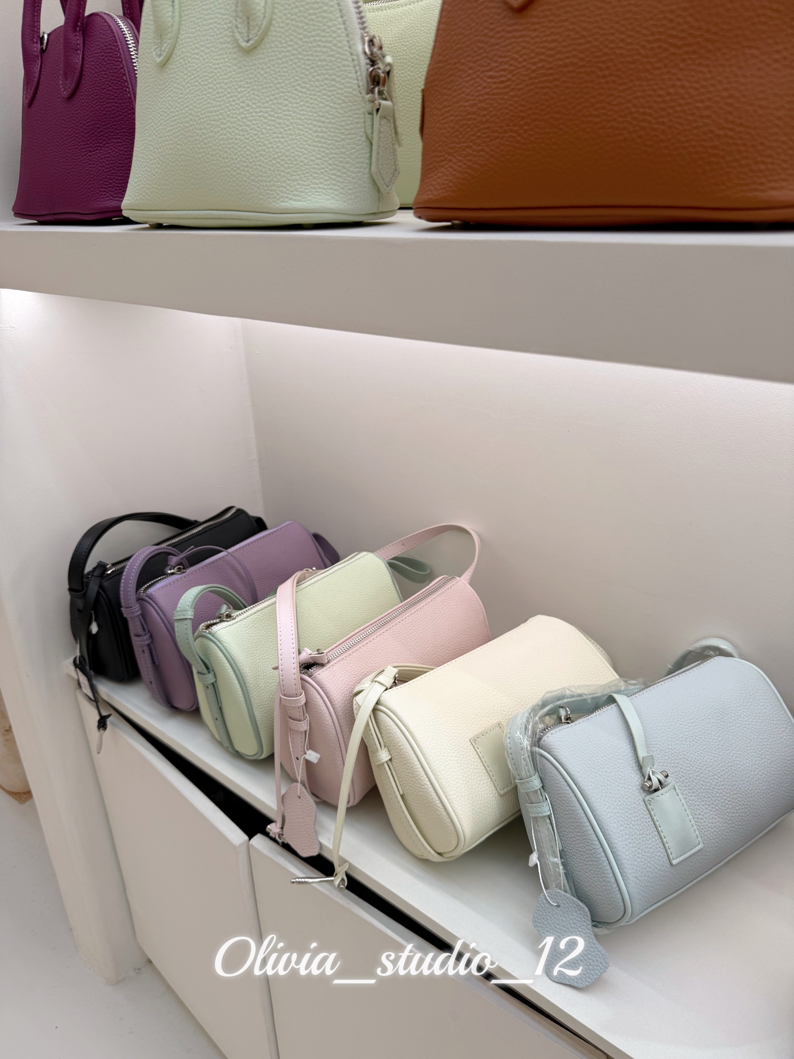 𝓞𝓵𝓲𝓿𝓲𝓪_ 好多顏色的筆筒包