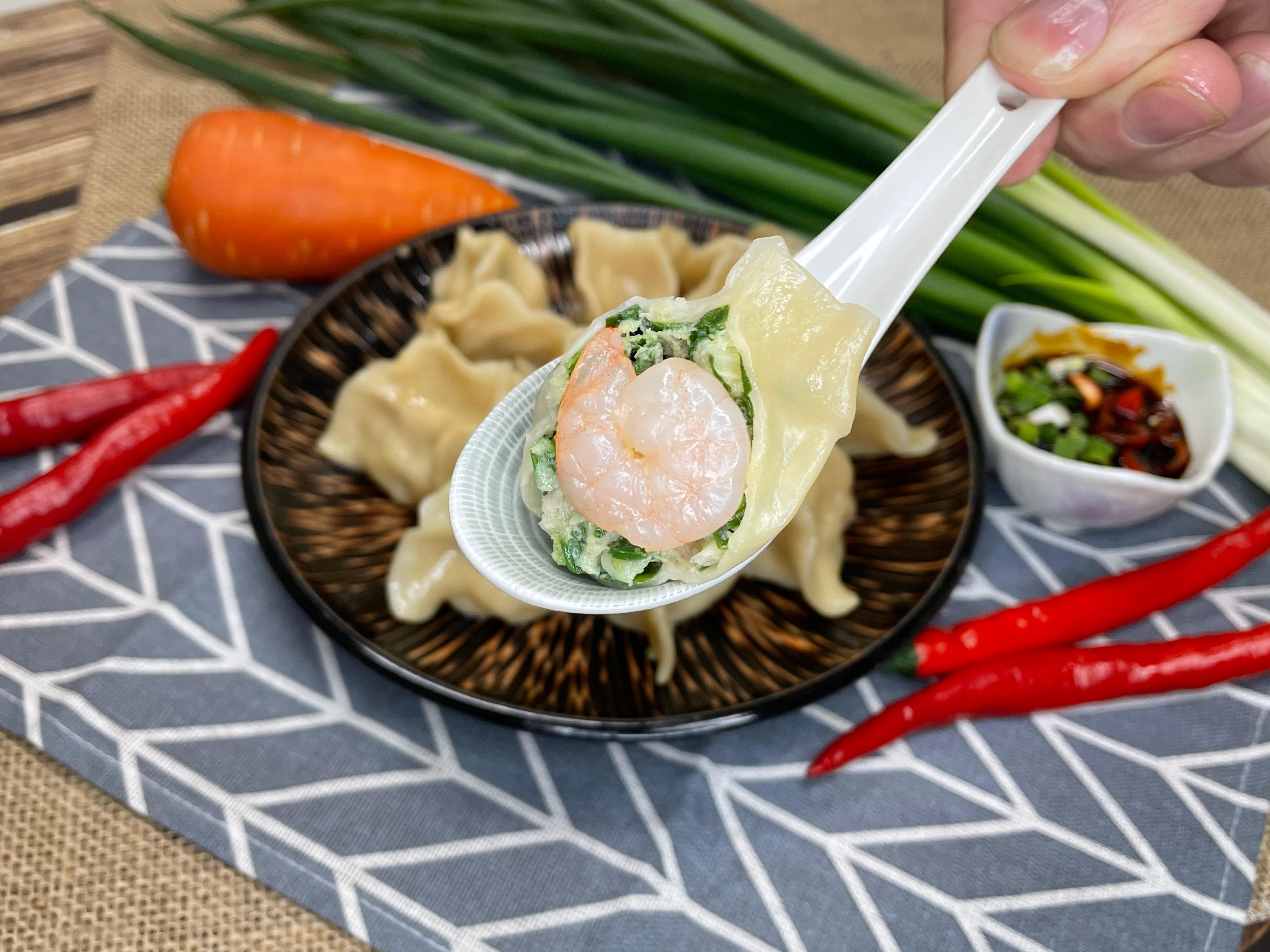 香菜鮮蝦水餃