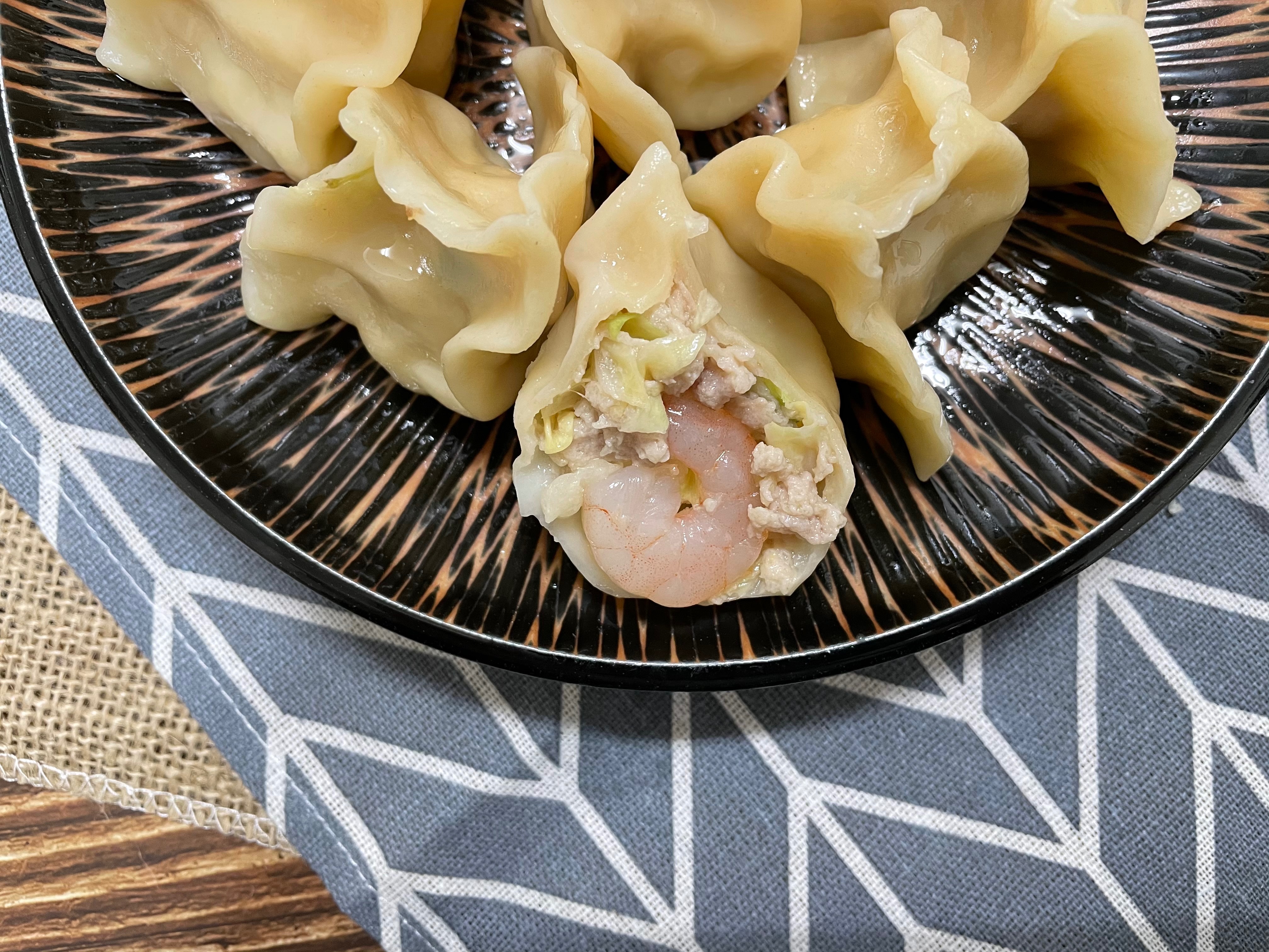 高麗菜鮮蝦水餃
