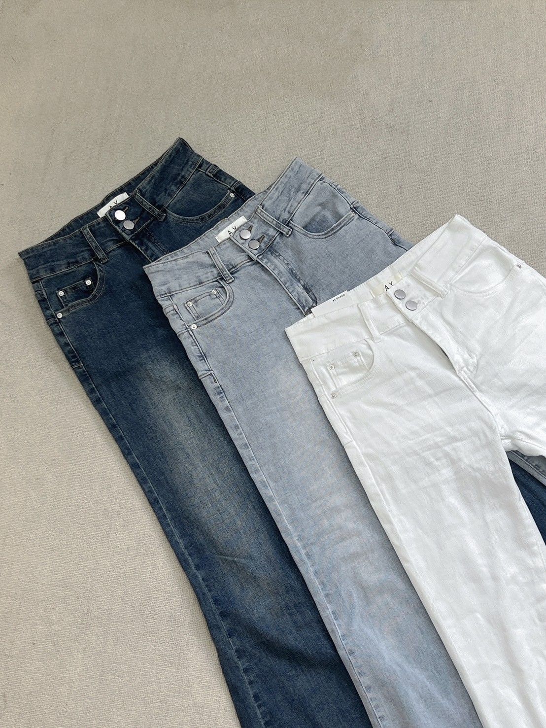 高腰排扣超彈力牛仔喇叭褲🖤