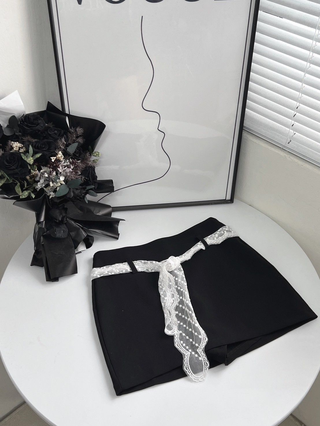 蕾絲腰帶合身裙（有內裡）