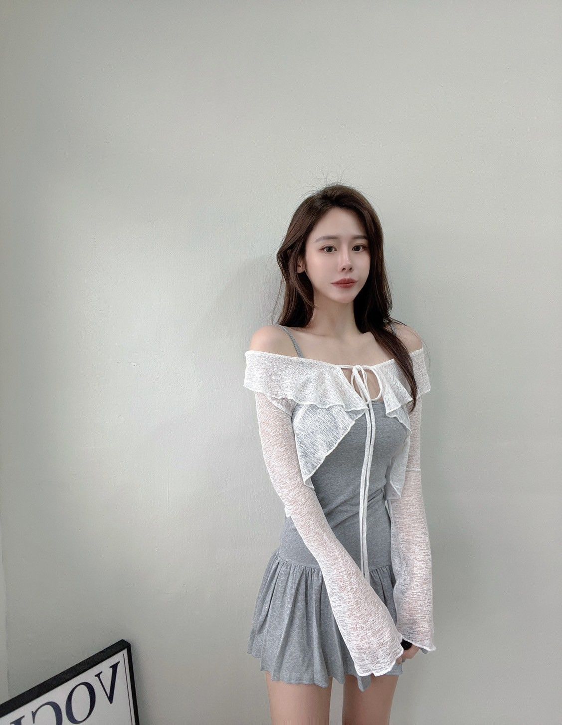 細肩洋裝+荷葉邊防曬小外套