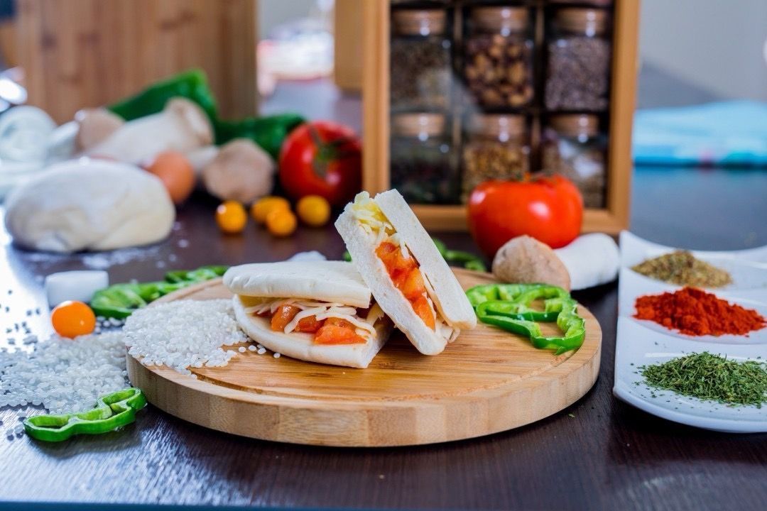 蔬食8-經典瑪格麗特米披薩卷