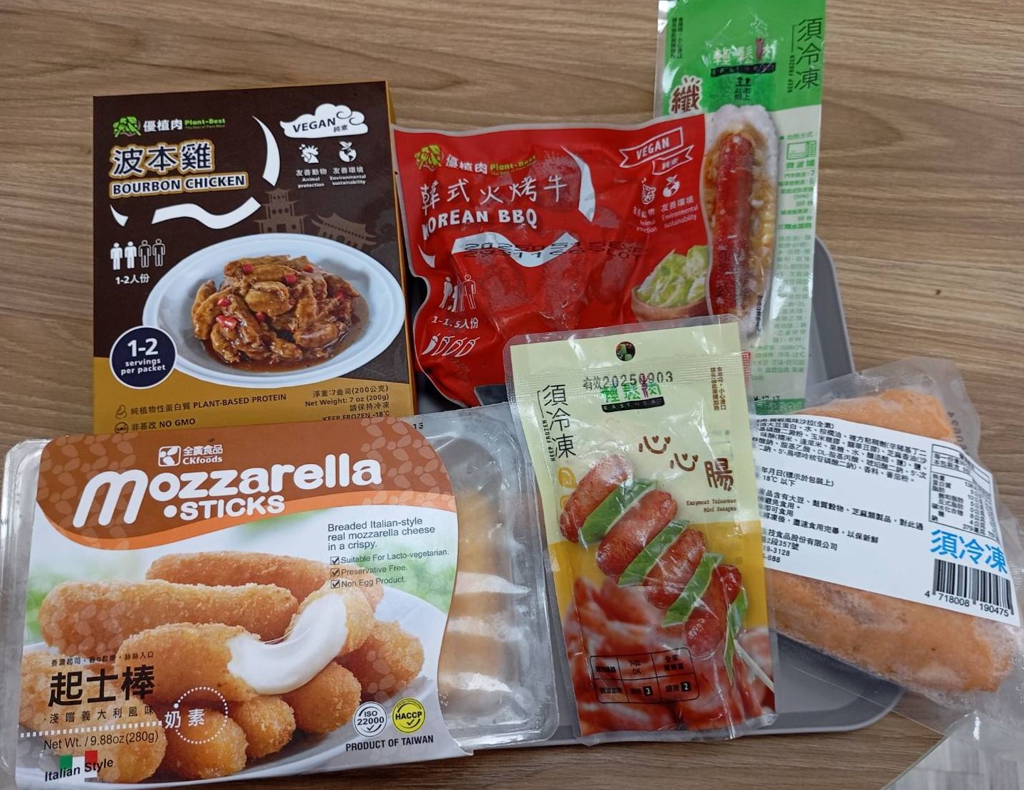 優質肉波本雞 韓式火烤牛 泰優植打抛 泰國椒麻雞優質魚柳 韓式洋釀雞 起司棒