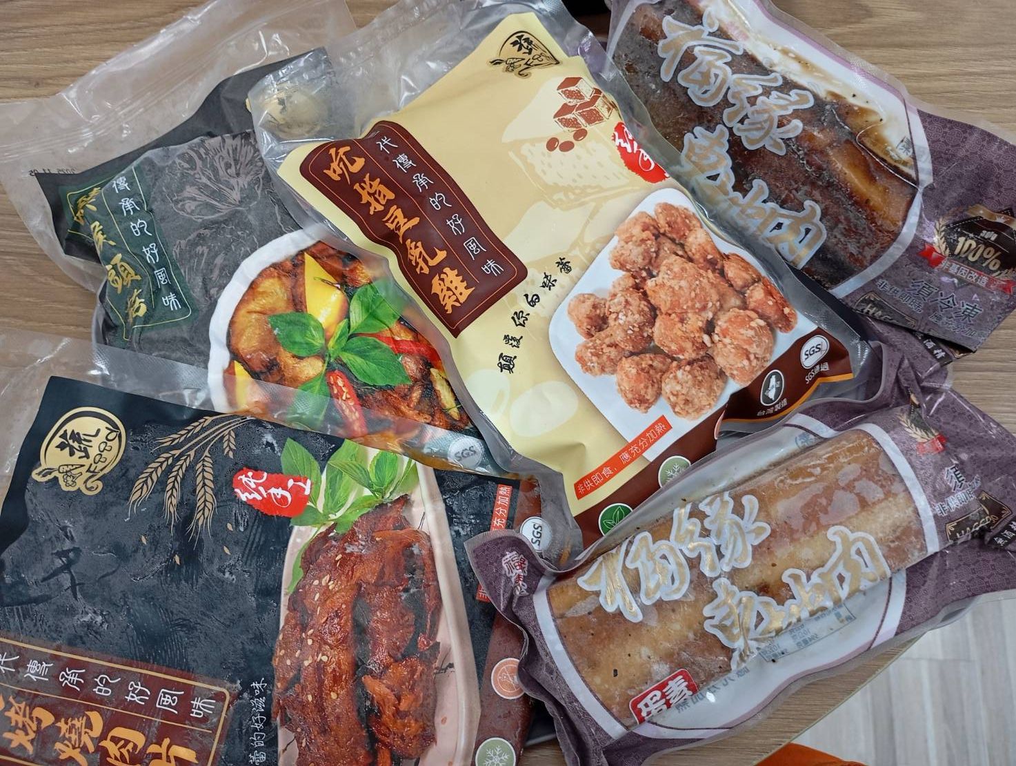 蔬Food允指豆乳雞 臻選猴頭菇 碳烤燒肉片 東坡肉