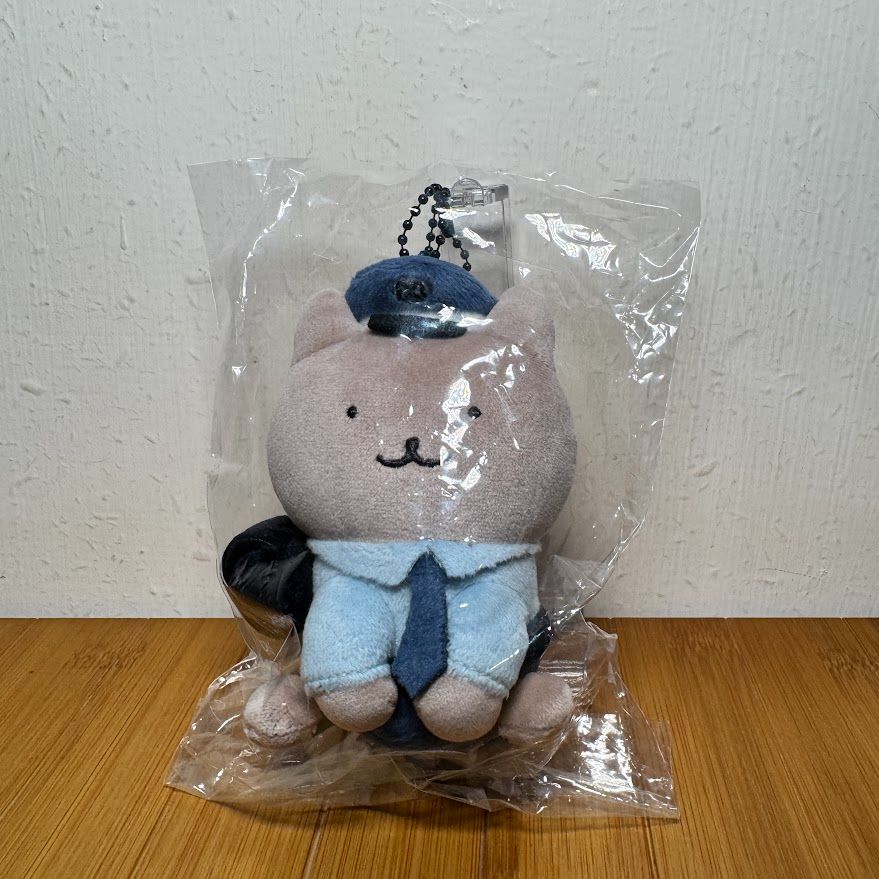 狗狗警官坐姿吊飾娃娃