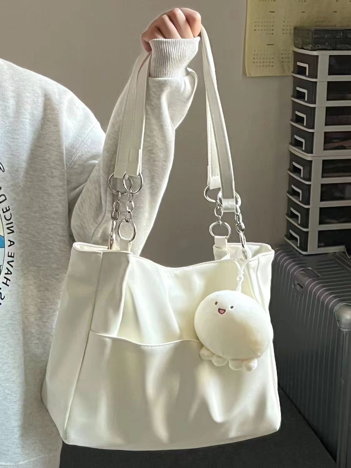 學生手提托特包（追蹤ig 贈吊飾）