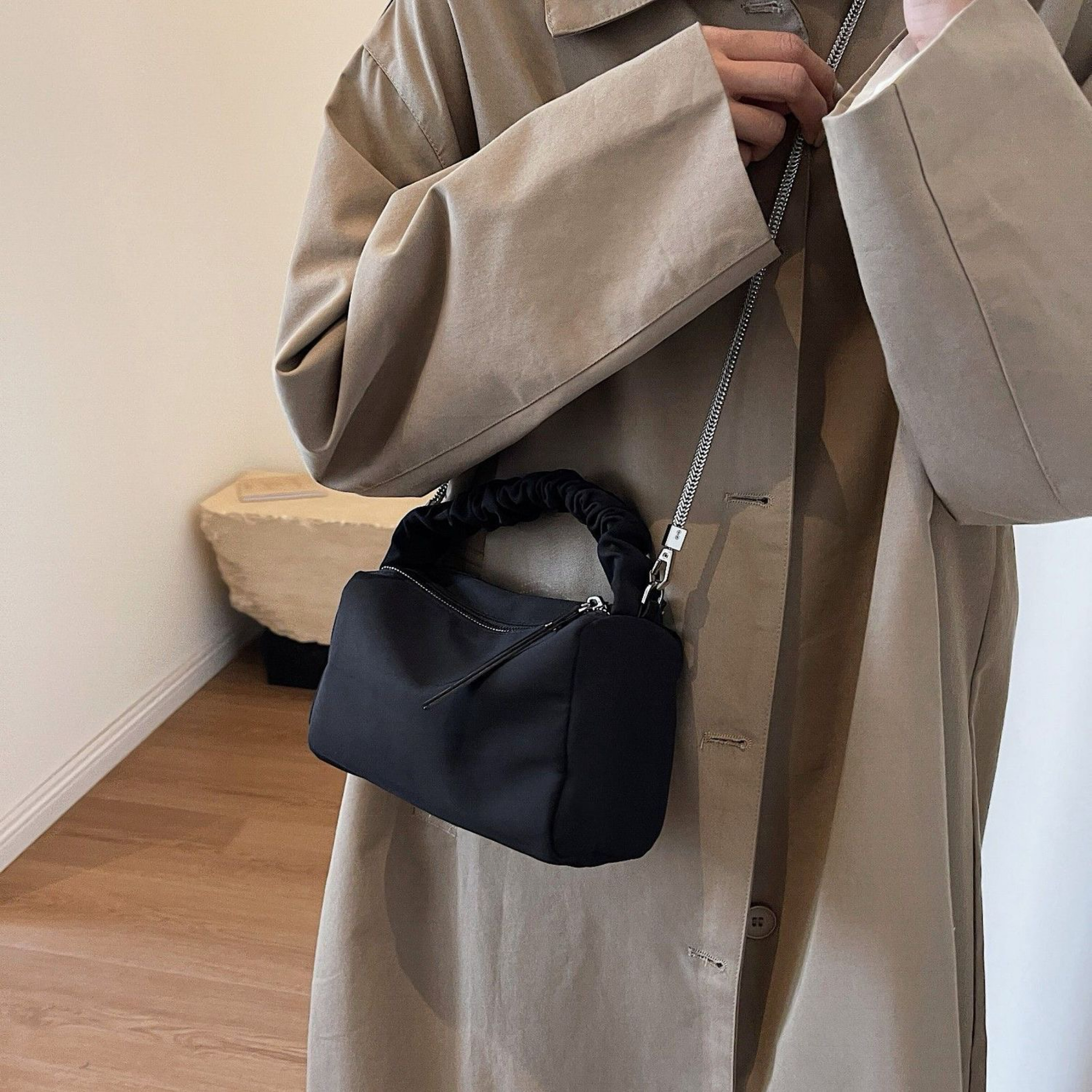 雲朵皺折尼龍腋下包