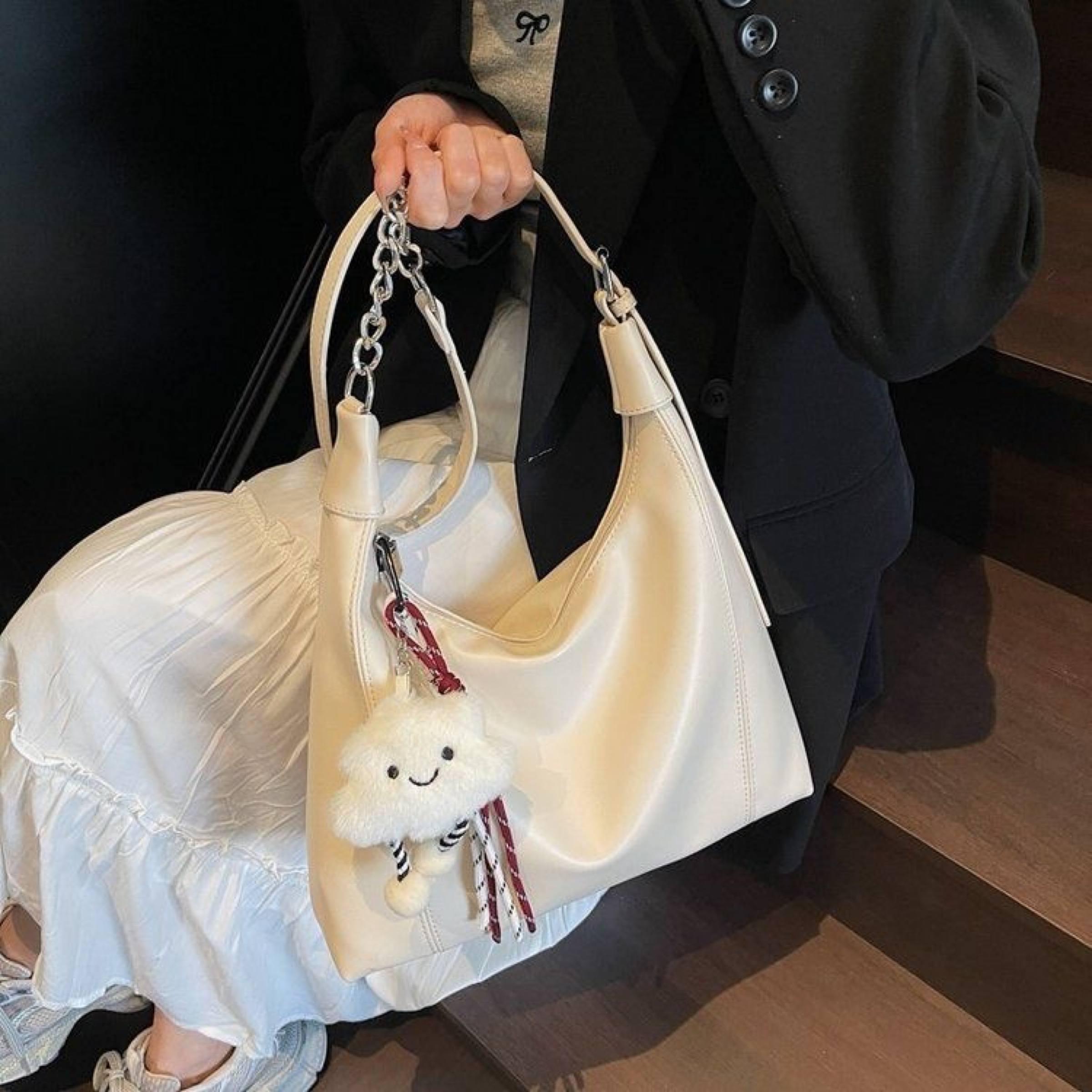 通勤必備單肩斜挎包（追蹤ig贈吊飾）