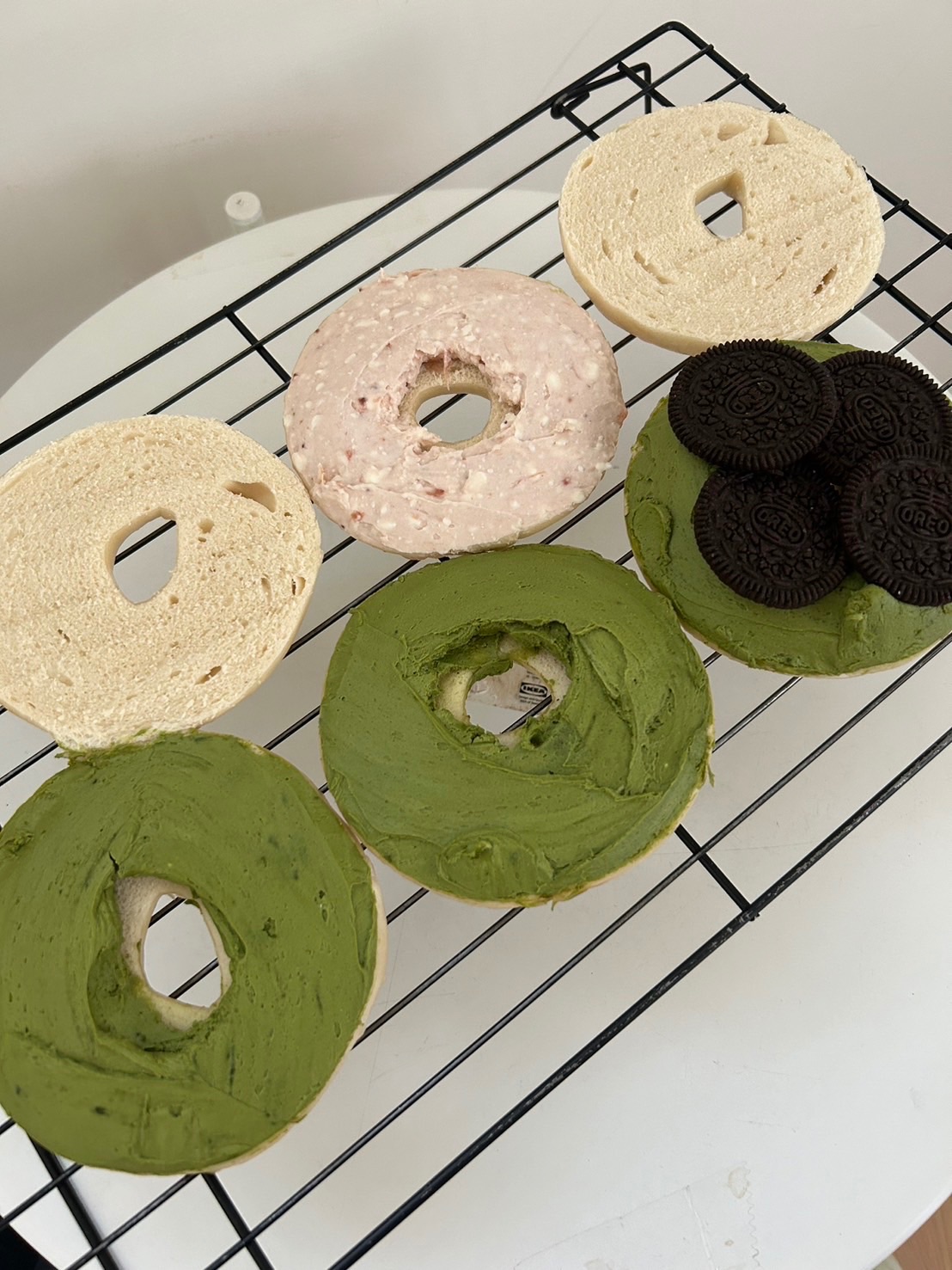 抹茶草莓乳酪貝果