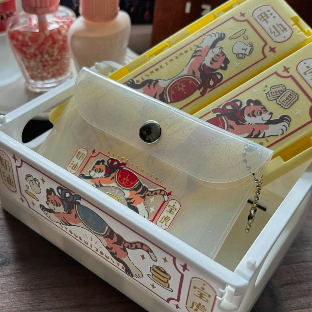 寶虎奶油閃粉卡包