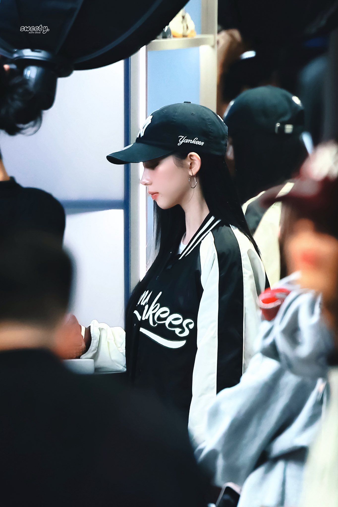 a e s p a  KARINA MLB 代言主打款之一