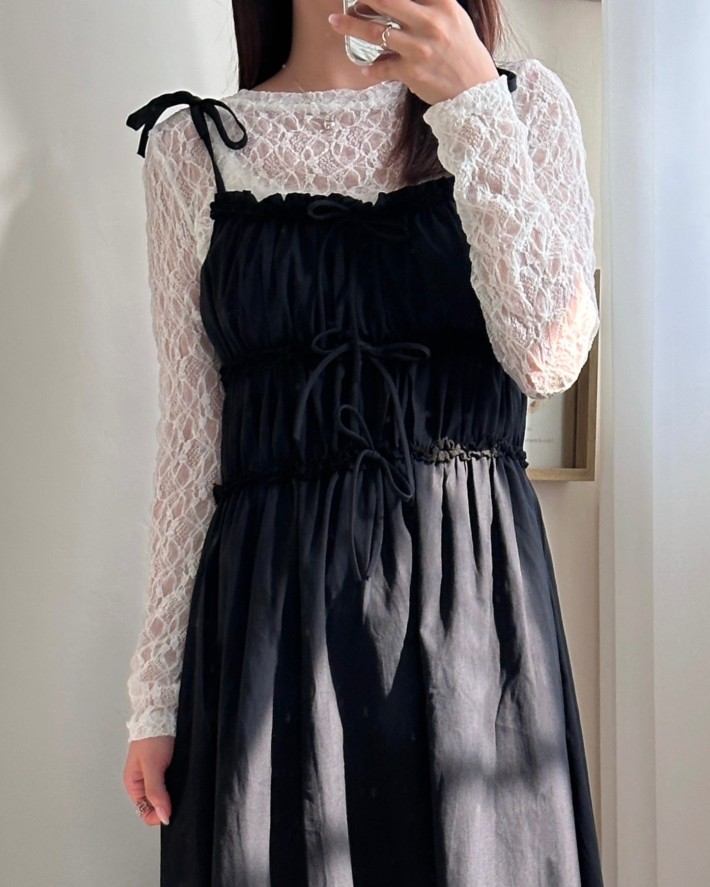 浪漫邂逅蕾絲透膚上衣