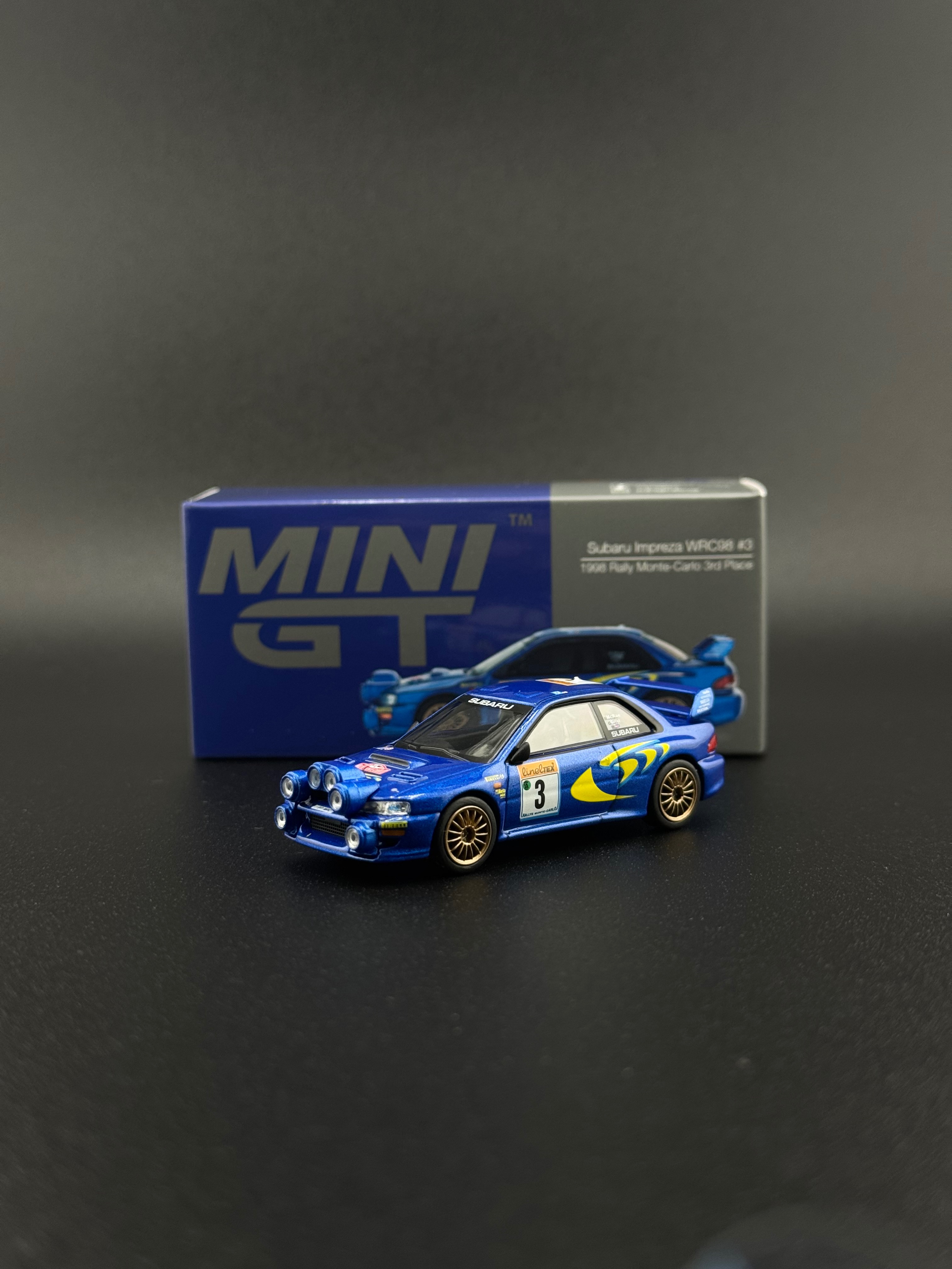 Mini GT 975 Subaru 硬皮鯊 WRC 大霧燈