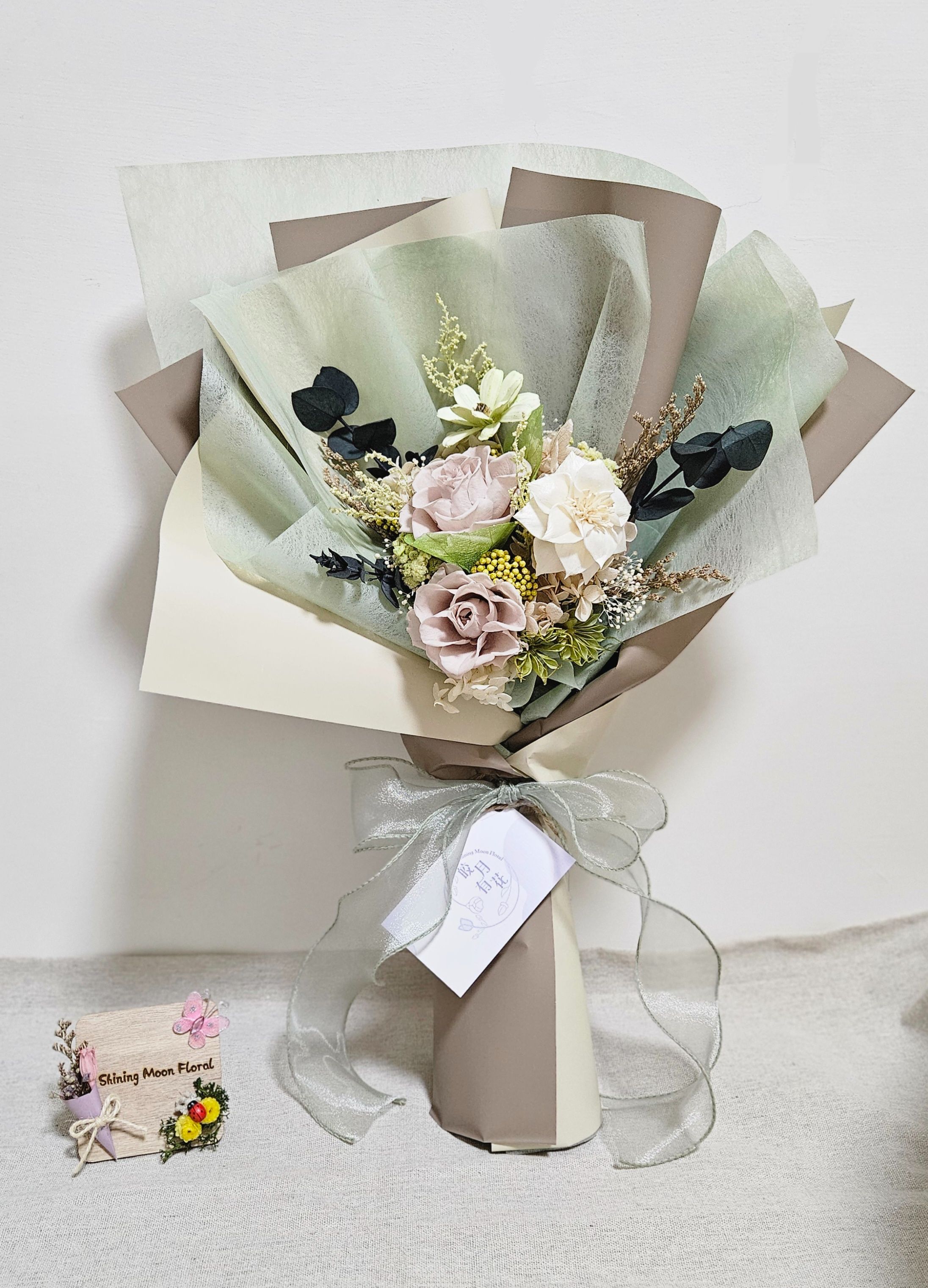 *🕊️ﾟ皎月有花*🕊️ﾟ 永生花花束（可客製色系）