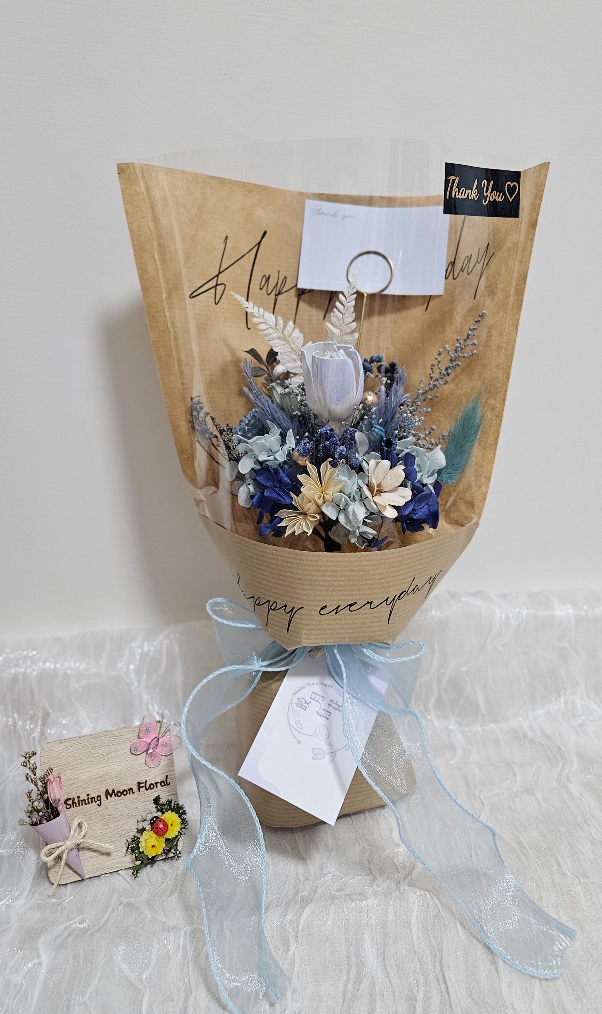 *🕊️ﾟ皎月有花*🕊️ﾟ  客製畢業謝師花束