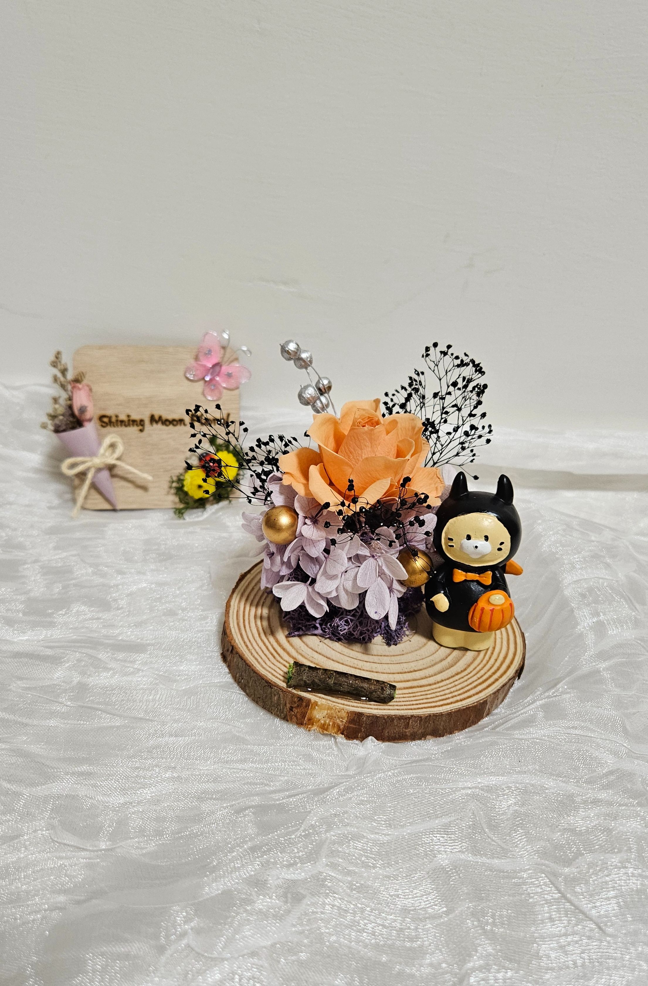 *🕊️ﾟ皎月有花*🕊️ﾟ 永生花名片座（🐈‍⬛✨黑貓花燈✨🎃）