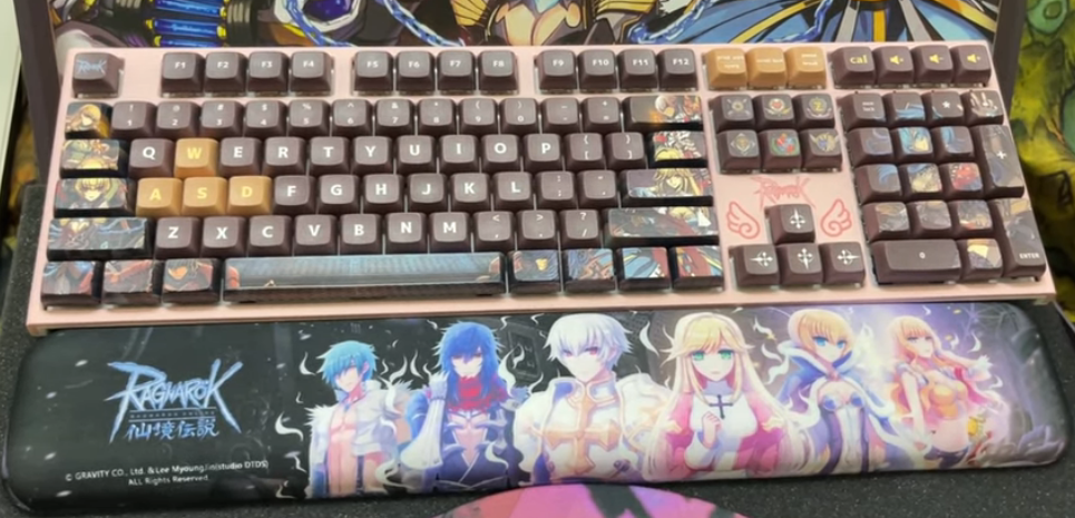 鍵帽+鍵盤手托+機匠滑鼠墊