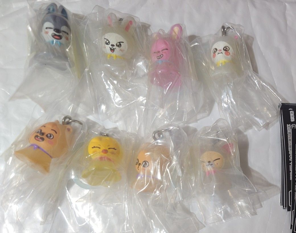 SKZOO 第四彈 晴天娃娃 扭蛋 轉蛋 整套 附蛋紙 全新未拆 無蛋殼